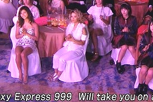 【テレビキャプエロ画像】E-GirlsがFNS歌謡祭で鑑賞中にパンツが映る放送事故！！！