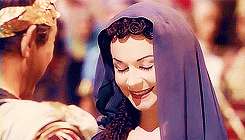 ViViEn Leigh as Queen Cleopatra